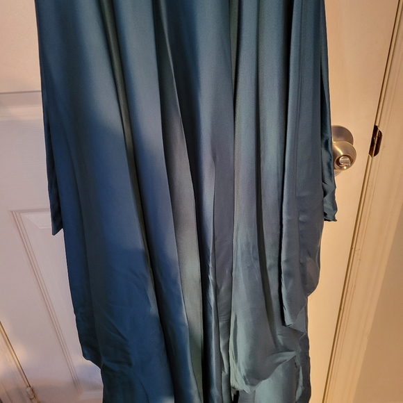 Alyce Paris Prom/Bridesmaid Dress - Picture 3 of 8